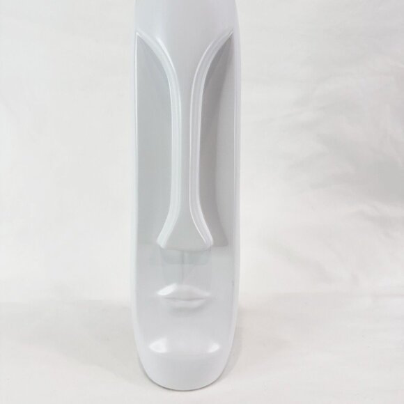 1980's Face Vase Pier One 15.5" Tall Flower Vessel Cream Colour - Picture 2 of 7